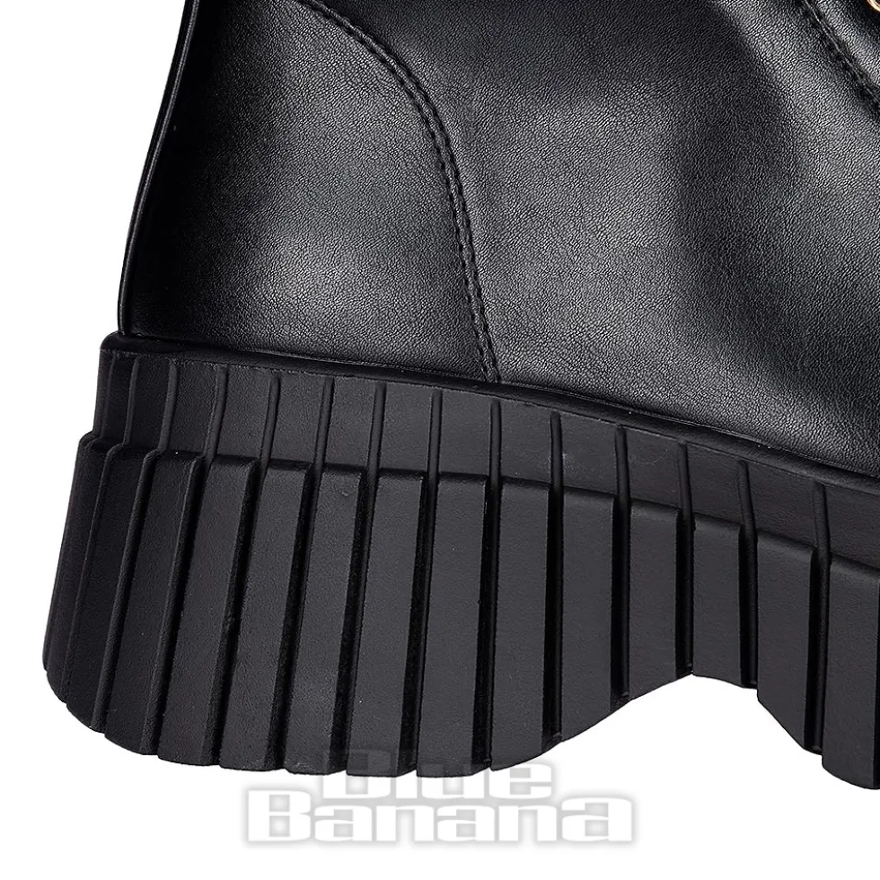 Bleeding Heart 15-Eye Boots (Black)