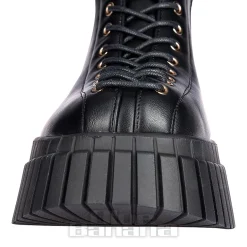 Bleeding Heart 15-Eye Boots (Black)