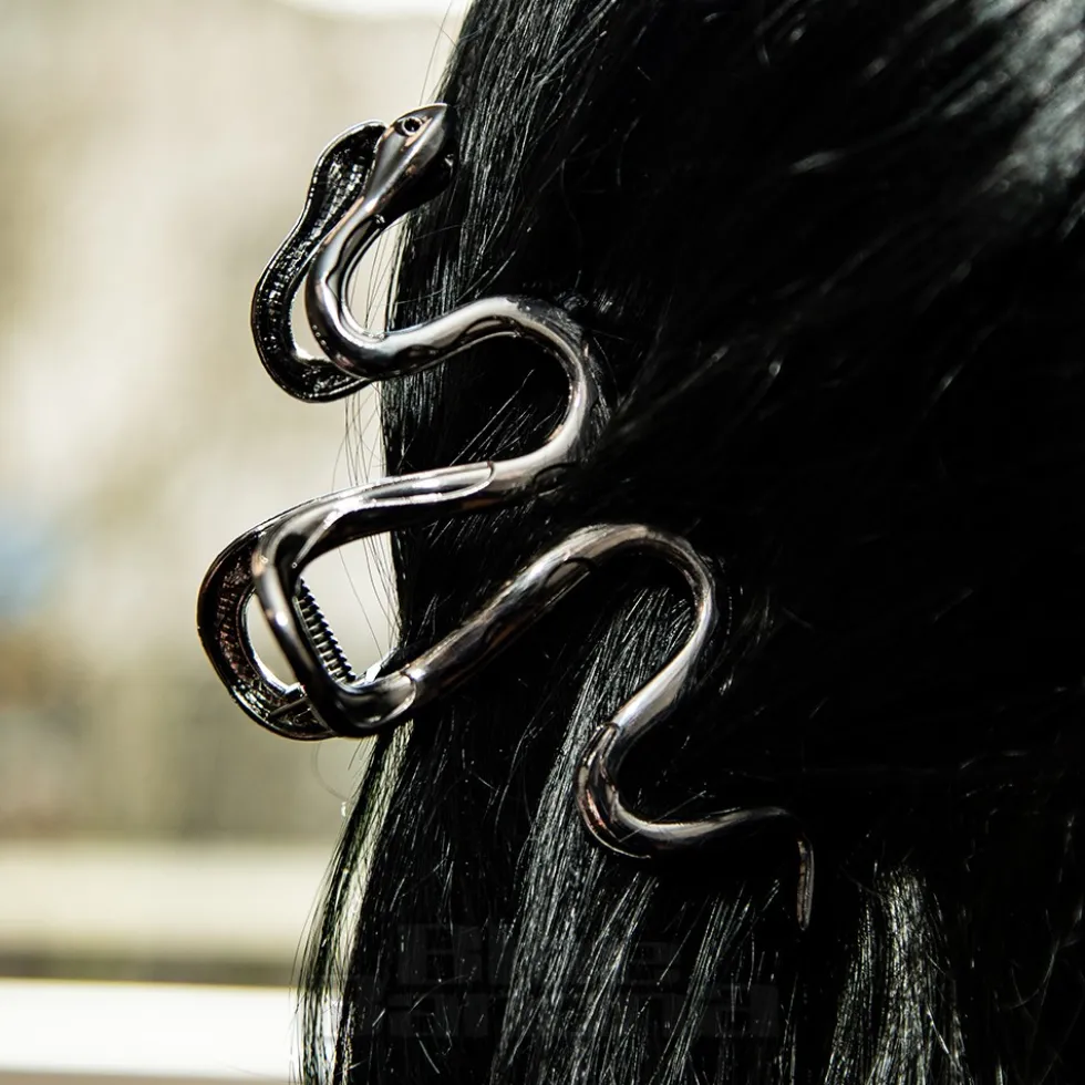 Blue Banana Large Snake Hair Clip (Black)