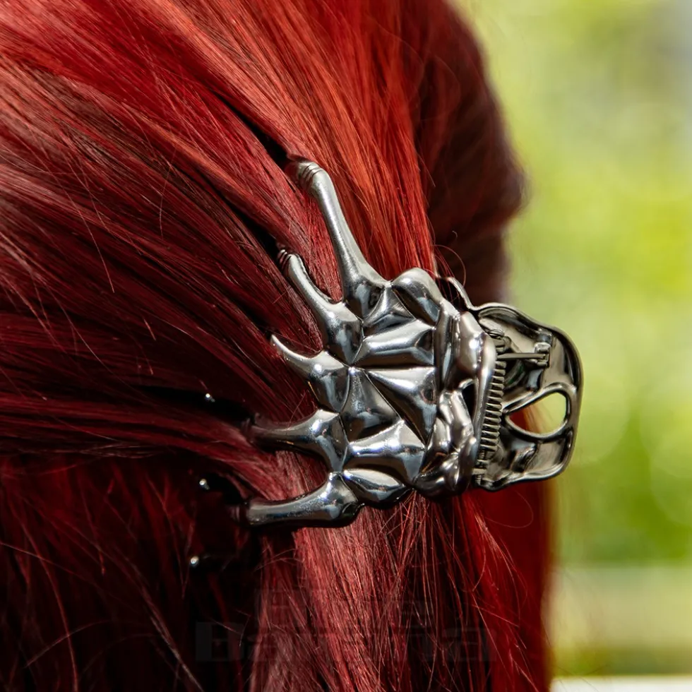 Blue Banana Skeleton Hand Grip Hair Clip (Black)