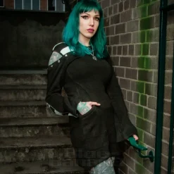 Heartless Vonda Top (Black/White)