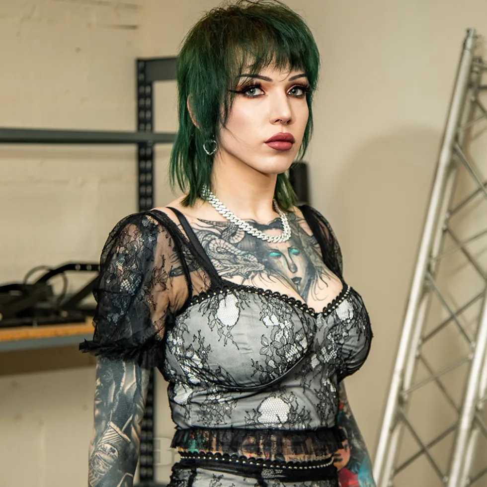 Jawbreaker Puff Sleeve Lace Crop Top (Black/White)